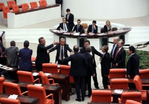 Flaş.. Meclis te Alevi Kavgası!